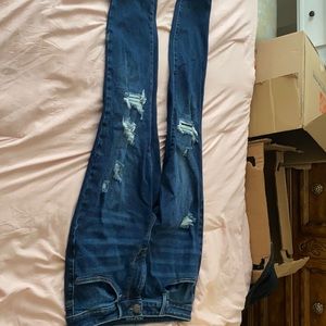 Women’s large jeans ripped.
